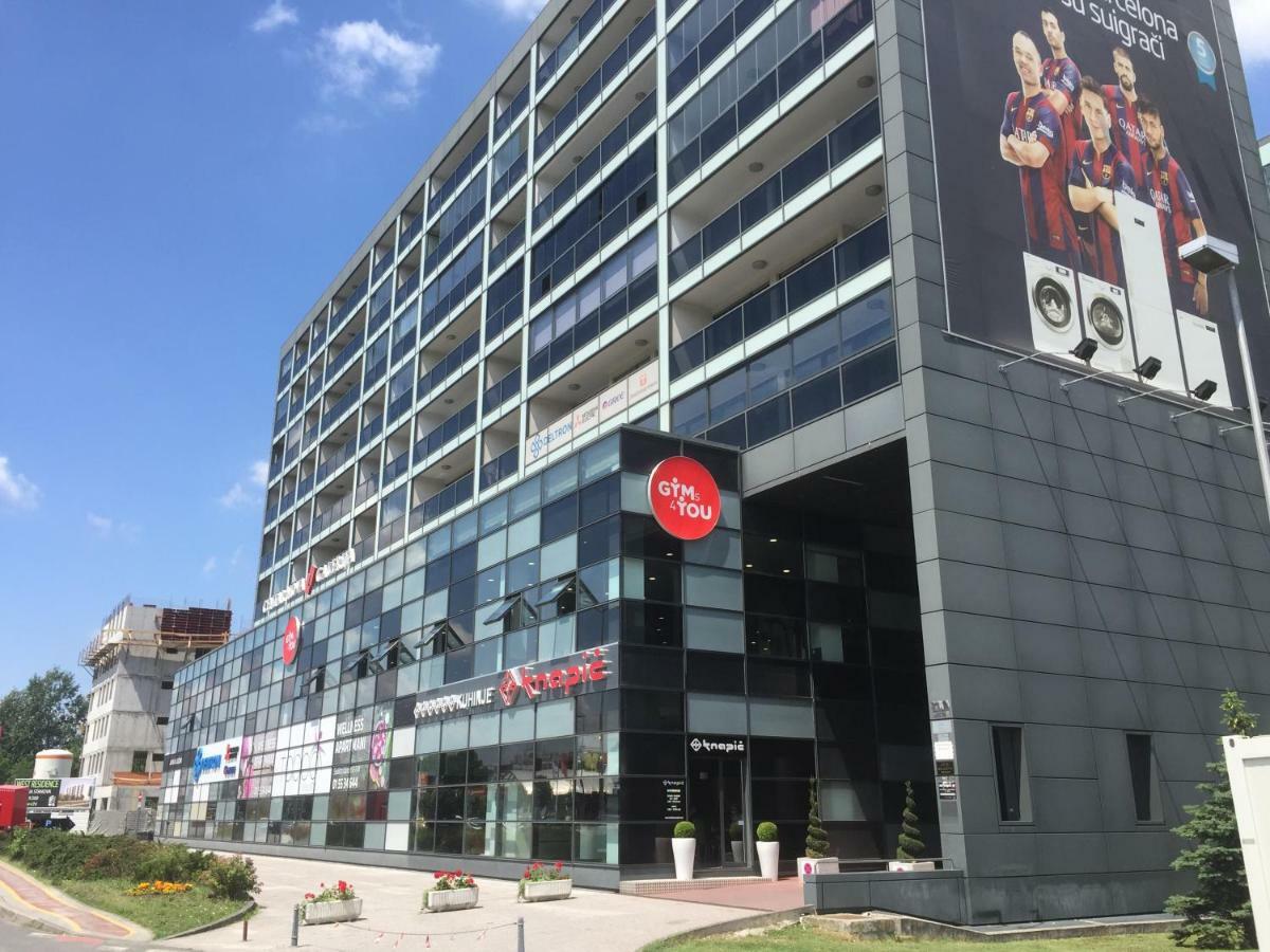 Nova Galerija Ema- Parking In Garage Apartment Zagreb Ngoại thất bức ảnh